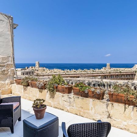Valletta Bastions Seafront House Buitenkant foto