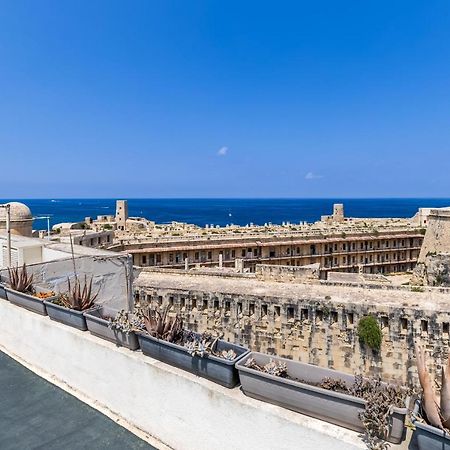 Valletta Bastions Seafront House Buitenkant foto
